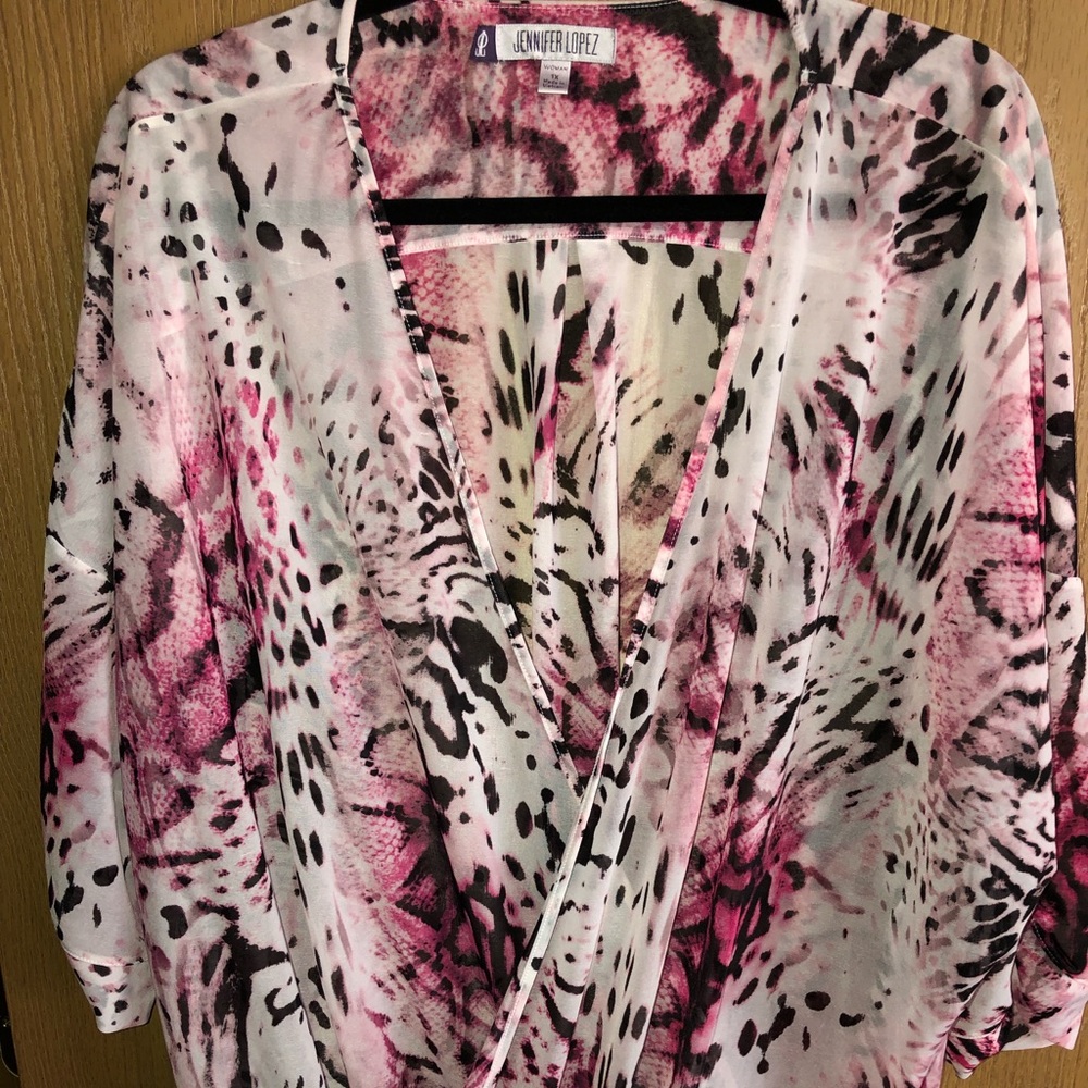 Jennifer Lopez Short Sleeve 1x Top